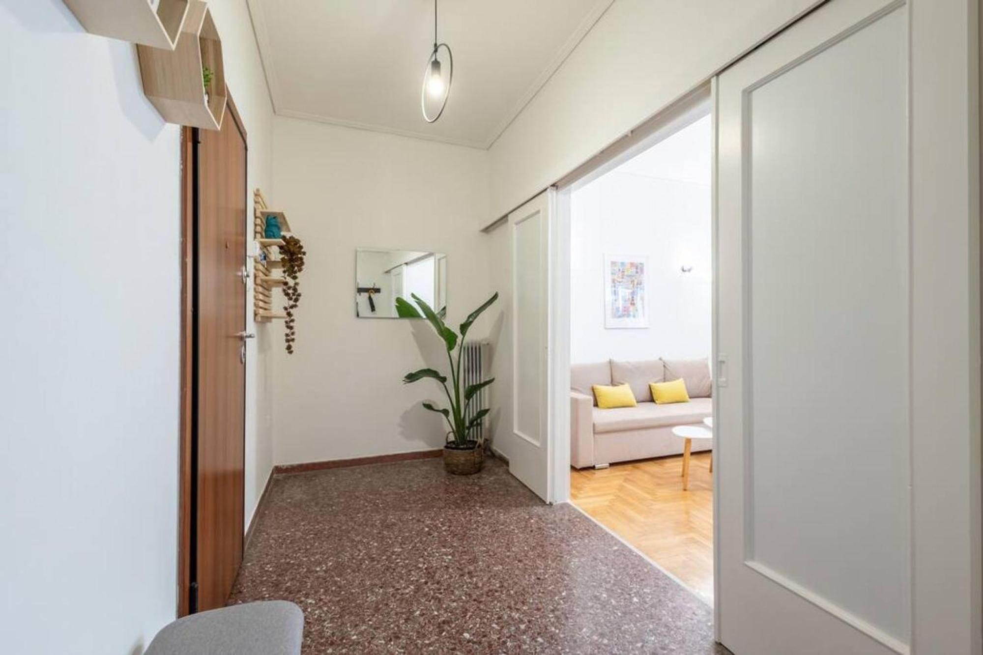 Roubnb Acropolis Museum 1Bd Apt Афины Экстерьер фото